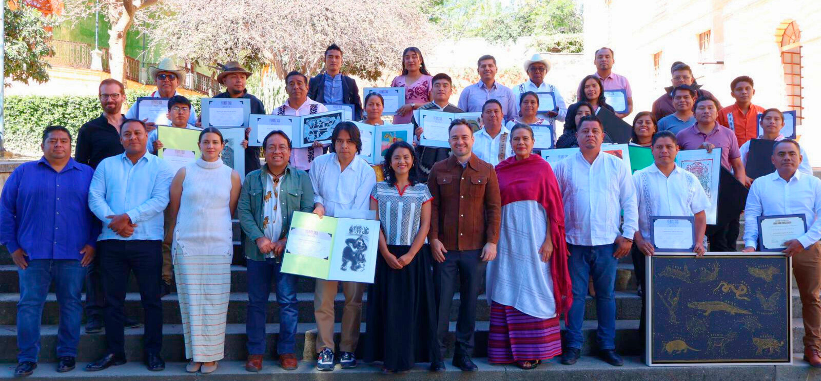 Reconocen a escritoras y escritores en lenguas originarias con los premios CASA 2024